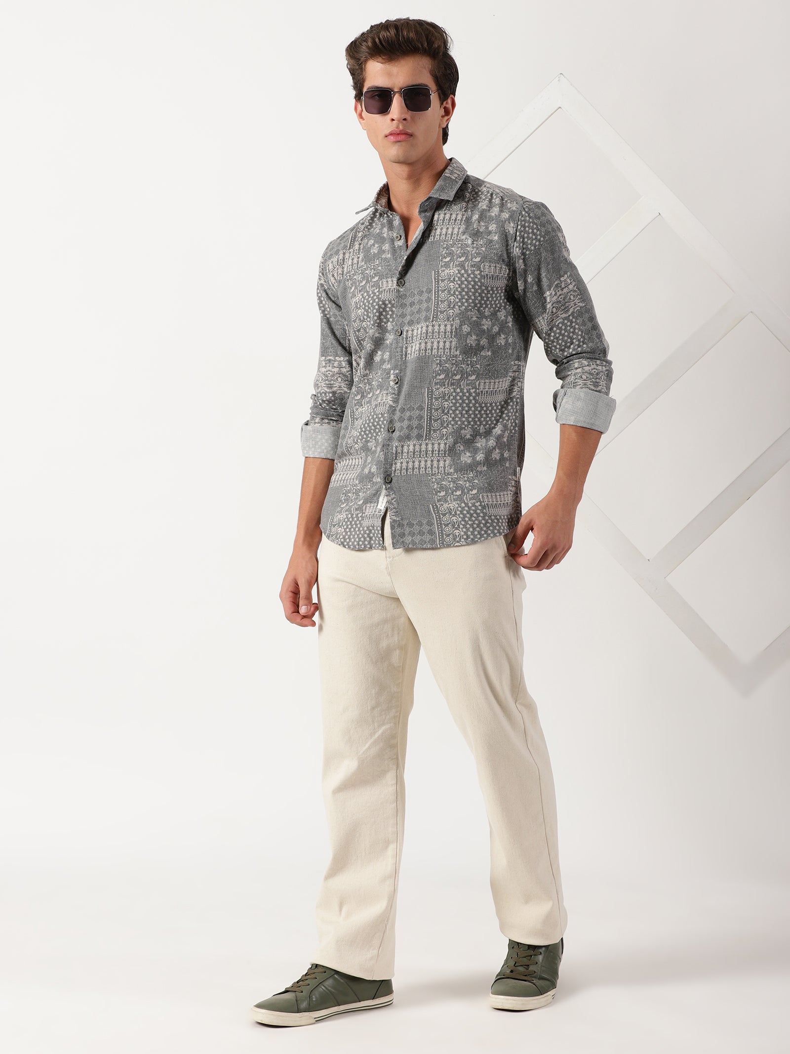 Men Slim Fit Shirt Light Green